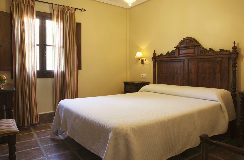 Hospederia Santiago Hotel Chiclana de la Frontera Ngoại thất bức ảnh